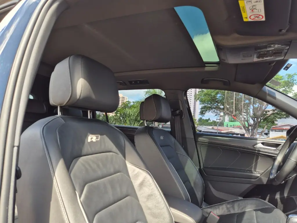 VOLKSWAGEN Tiguan - Foto