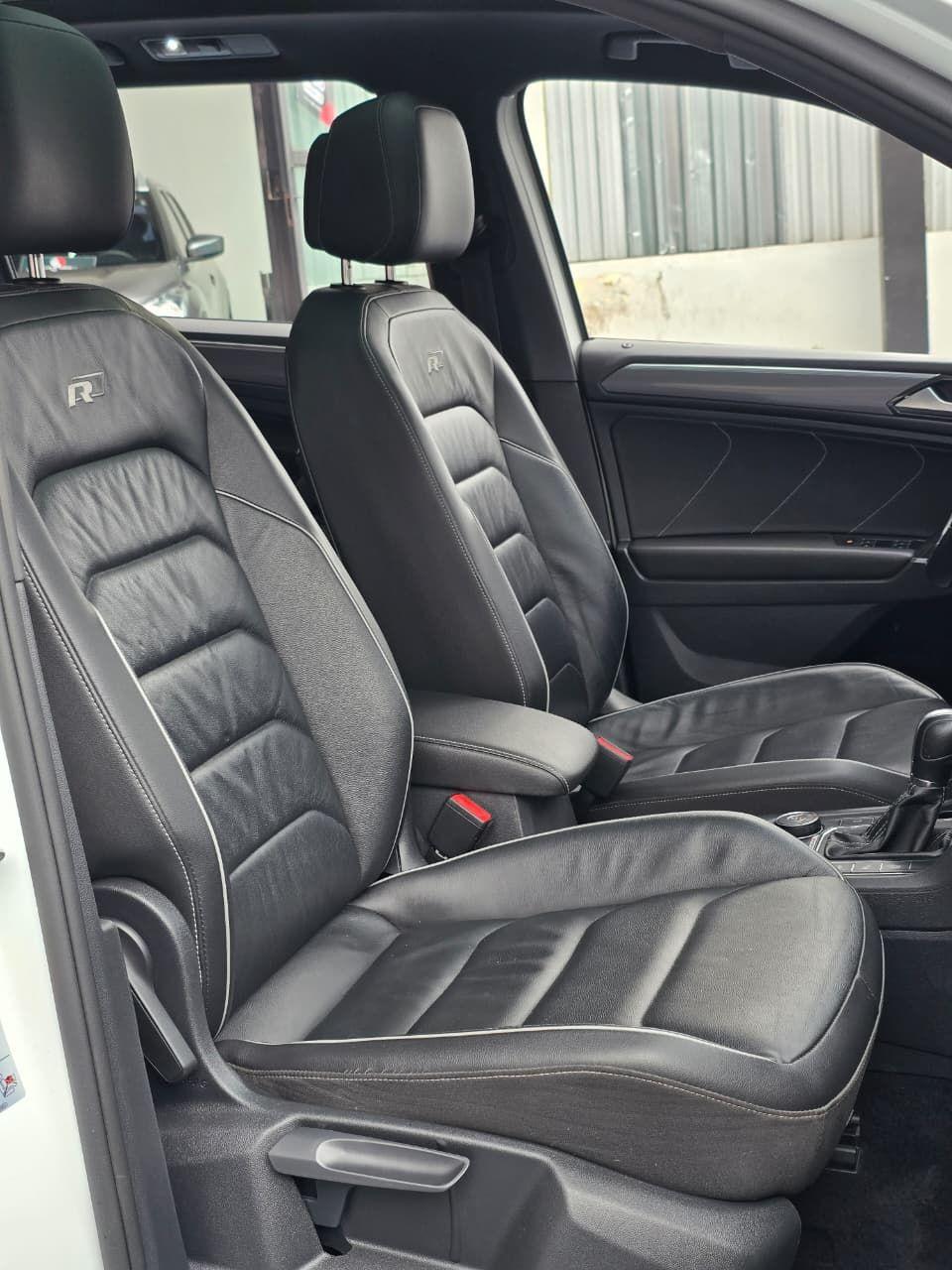 VOLKSWAGEN Tiguan - Foto