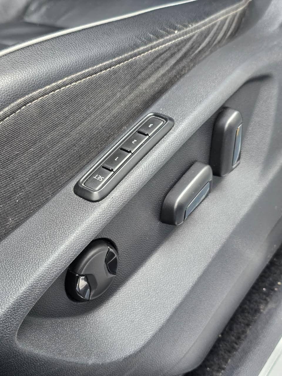 VOLKSWAGEN Tiguan - Foto