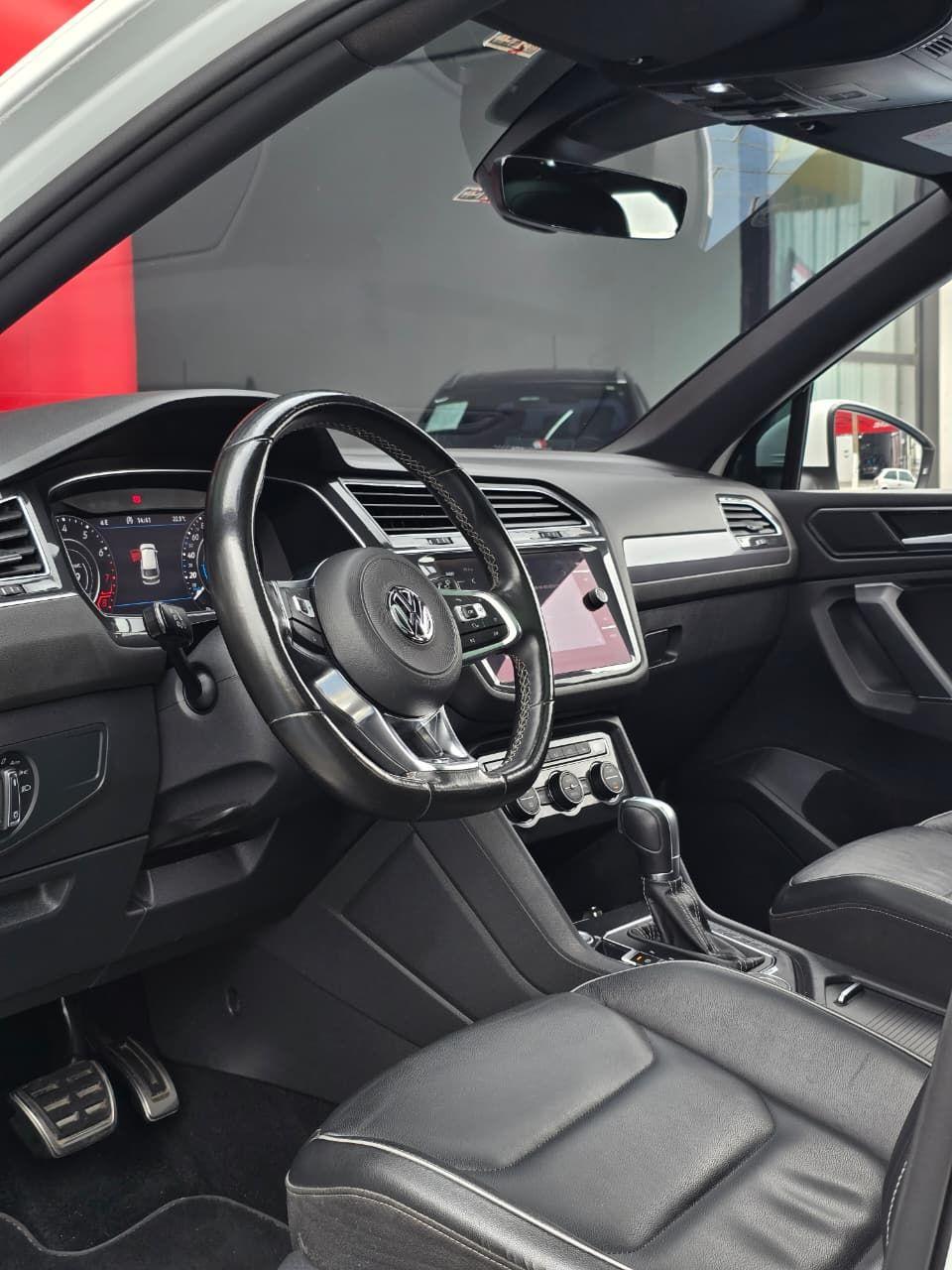 VOLKSWAGEN Tiguan - Foto