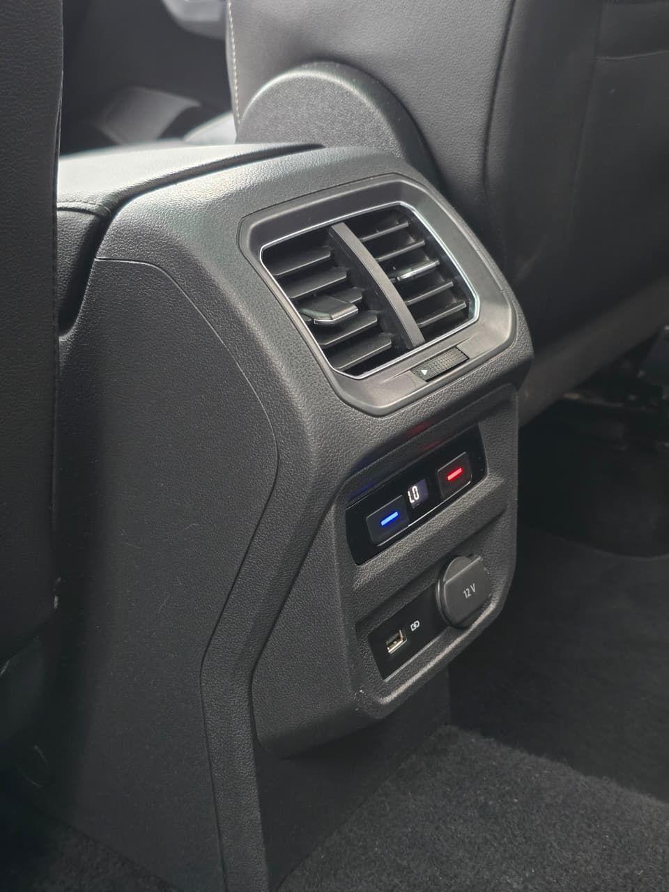 VOLKSWAGEN Tiguan - Foto