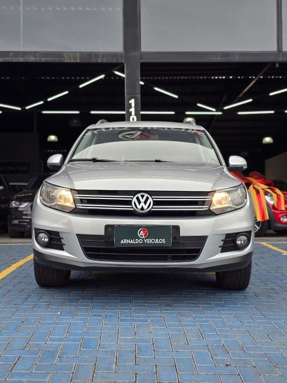 VOLKSWAGEN Tiguan - Foto