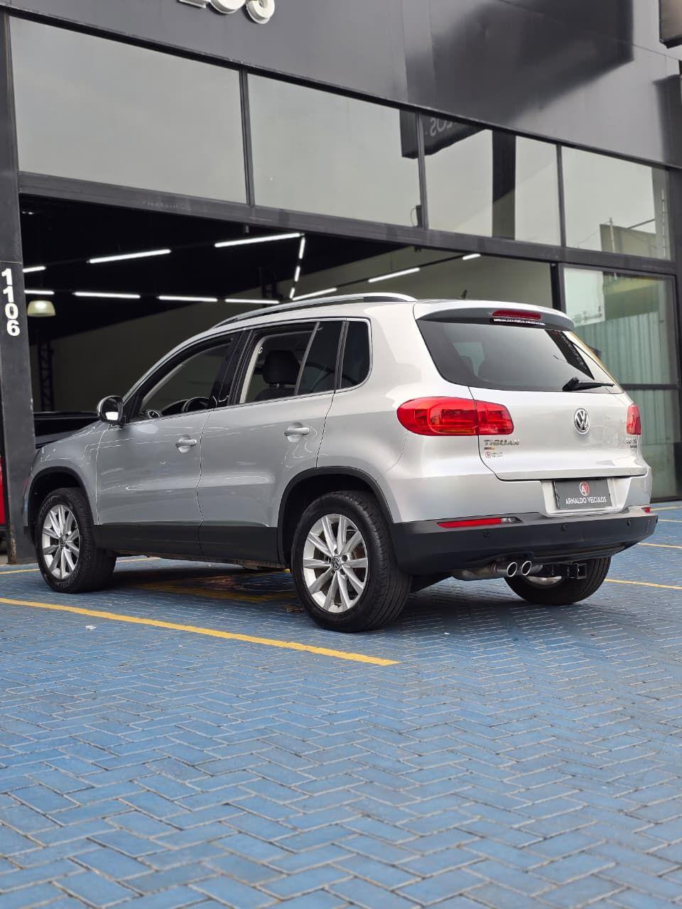 VOLKSWAGEN Tiguan - Foto