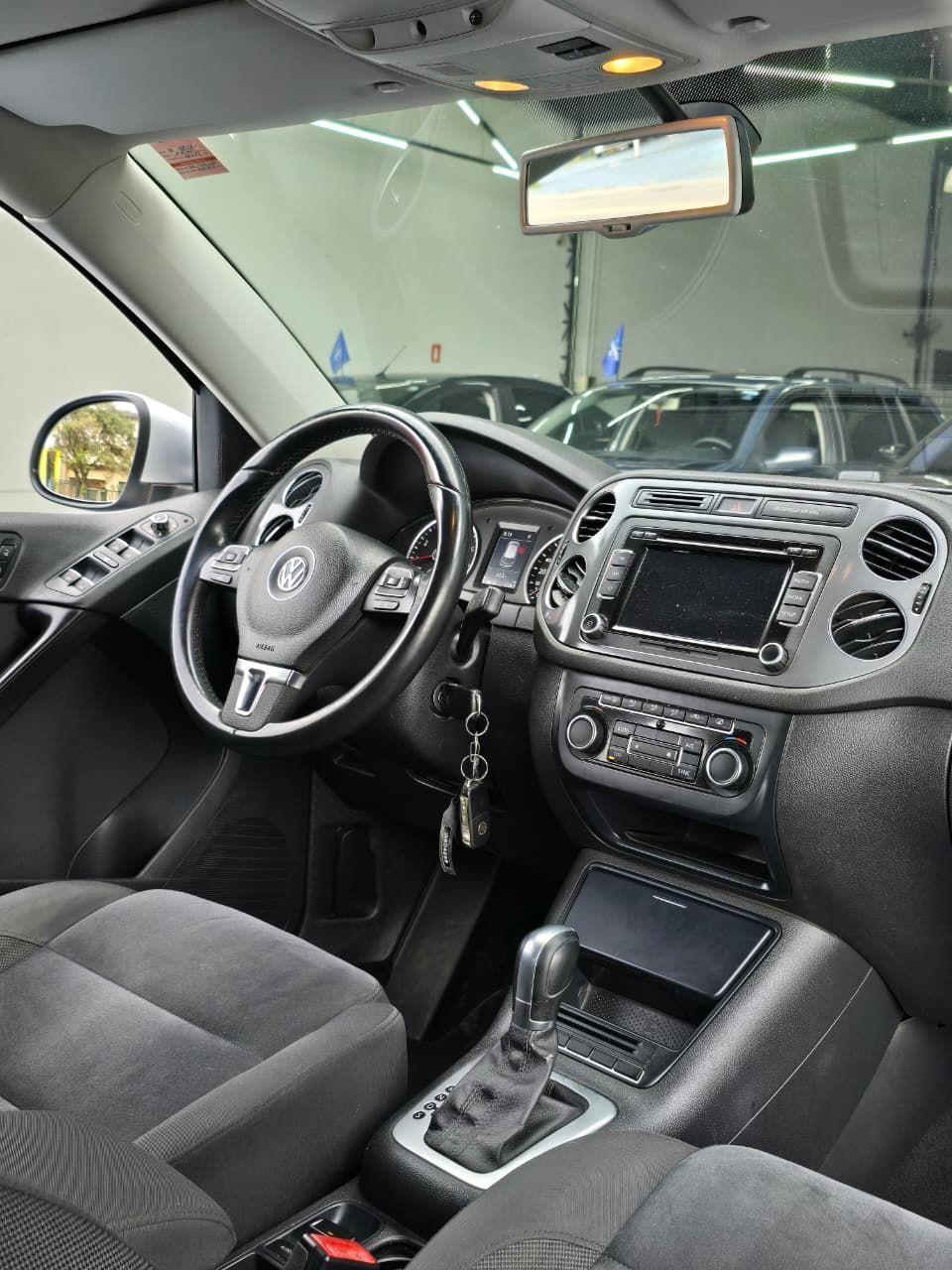VOLKSWAGEN Tiguan - Foto