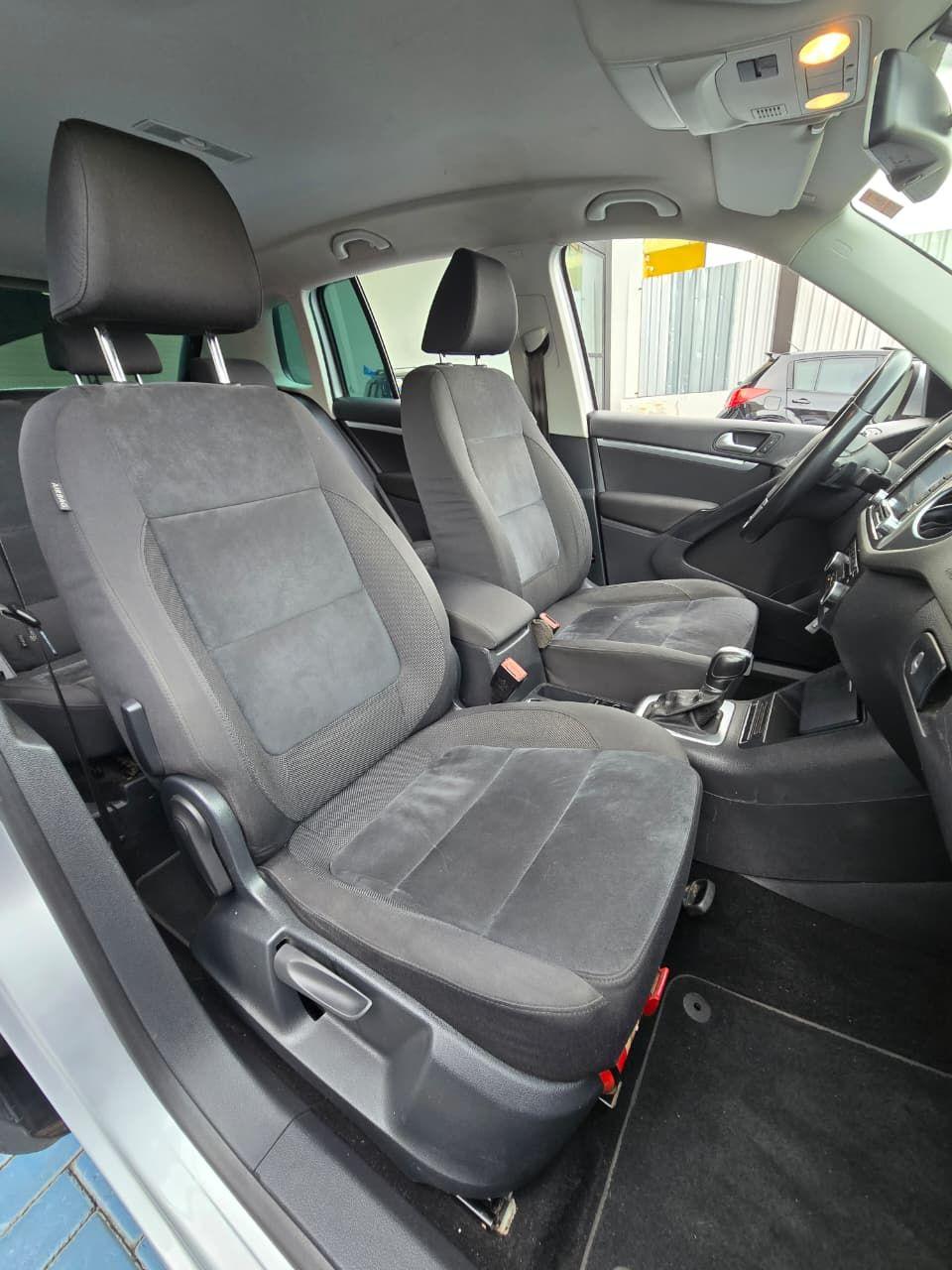 VOLKSWAGEN Tiguan - Foto