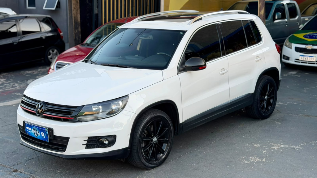 VOLKSWAGEN Tiguan - Foto