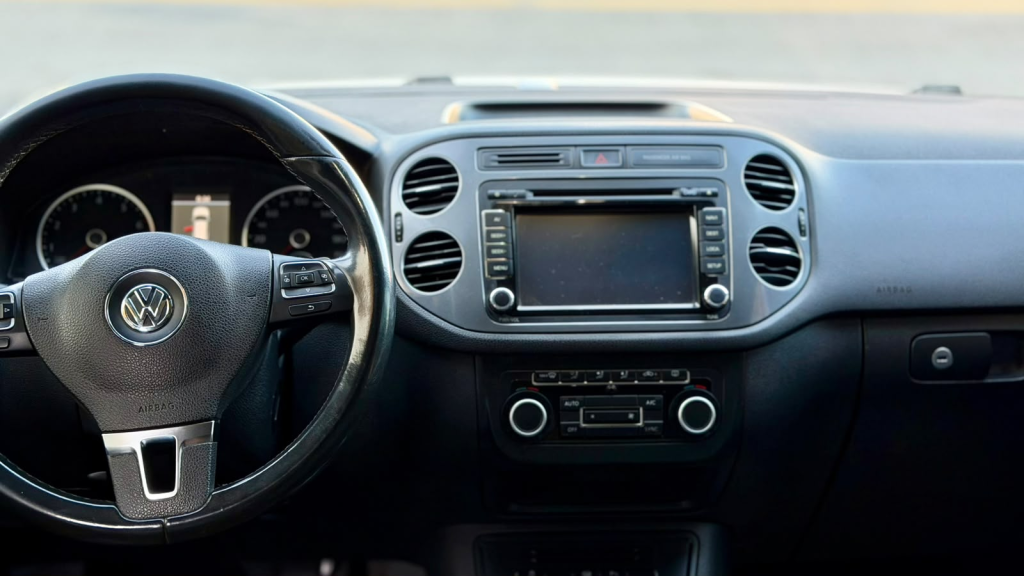 VOLKSWAGEN Tiguan - Foto