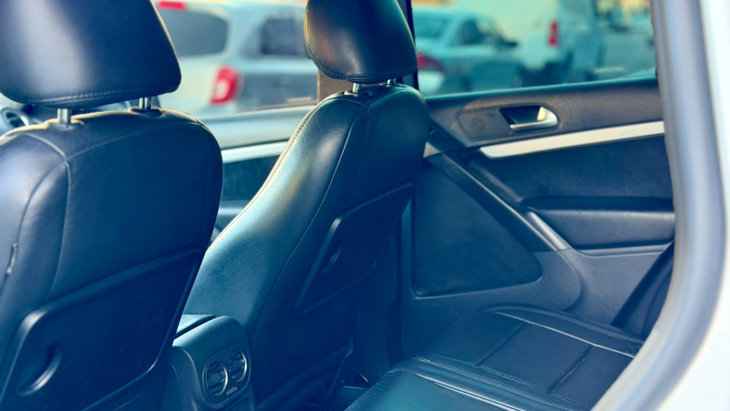 VOLKSWAGEN Tiguan - Foto