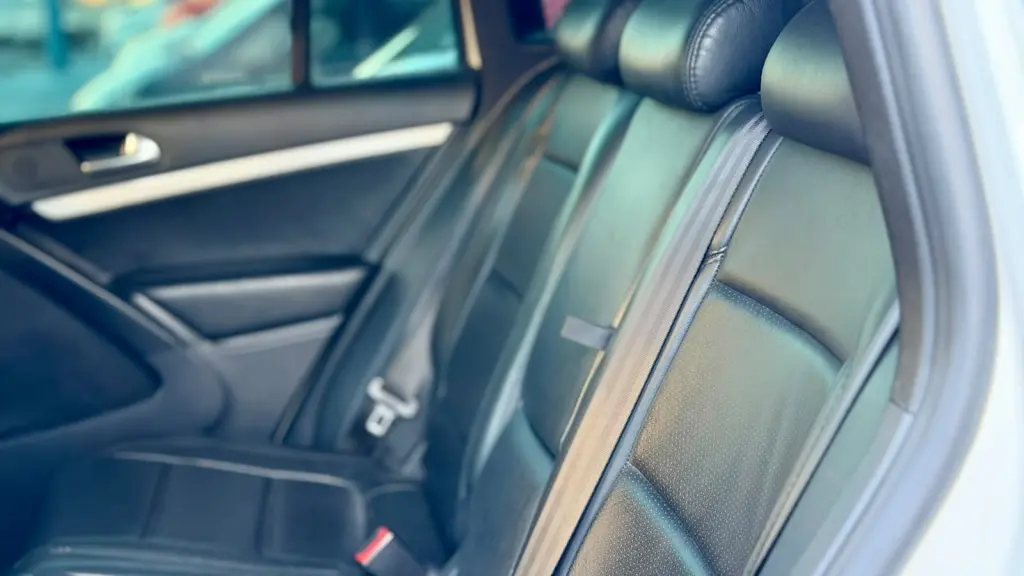 VOLKSWAGEN Tiguan - Foto