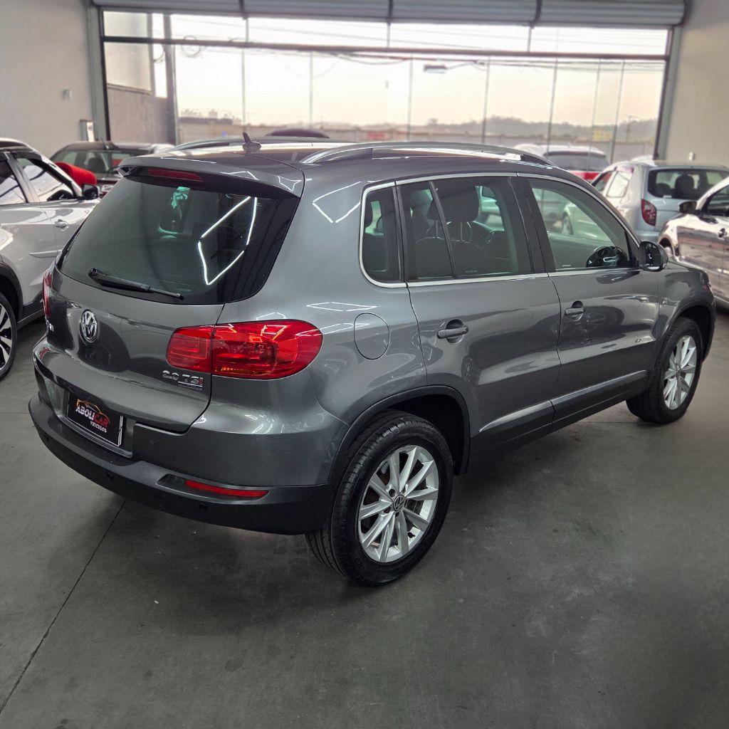 VOLKSWAGEN Tiguan - Foto