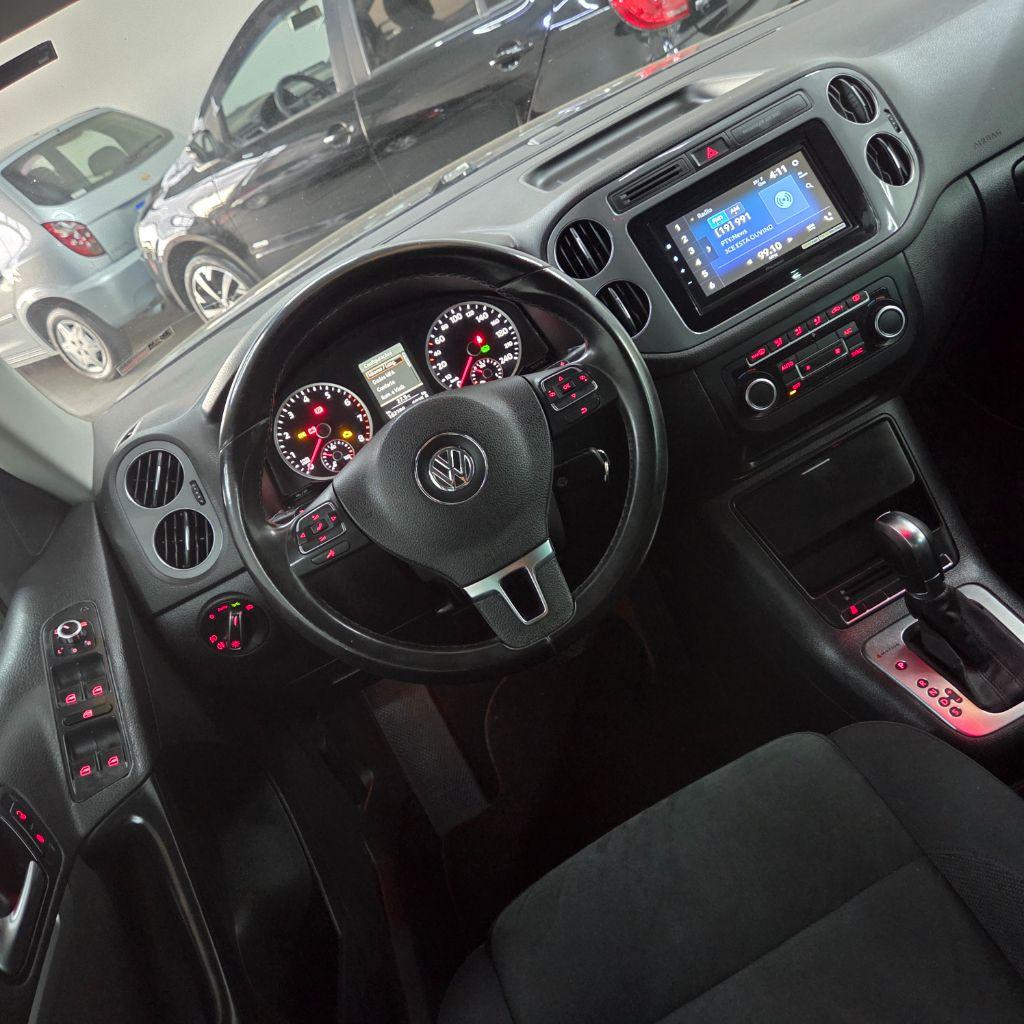 VOLKSWAGEN Tiguan - Foto