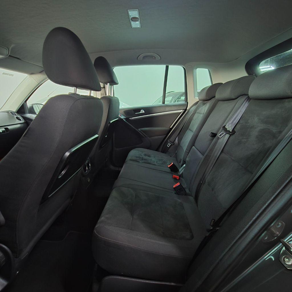 VOLKSWAGEN Tiguan - Foto