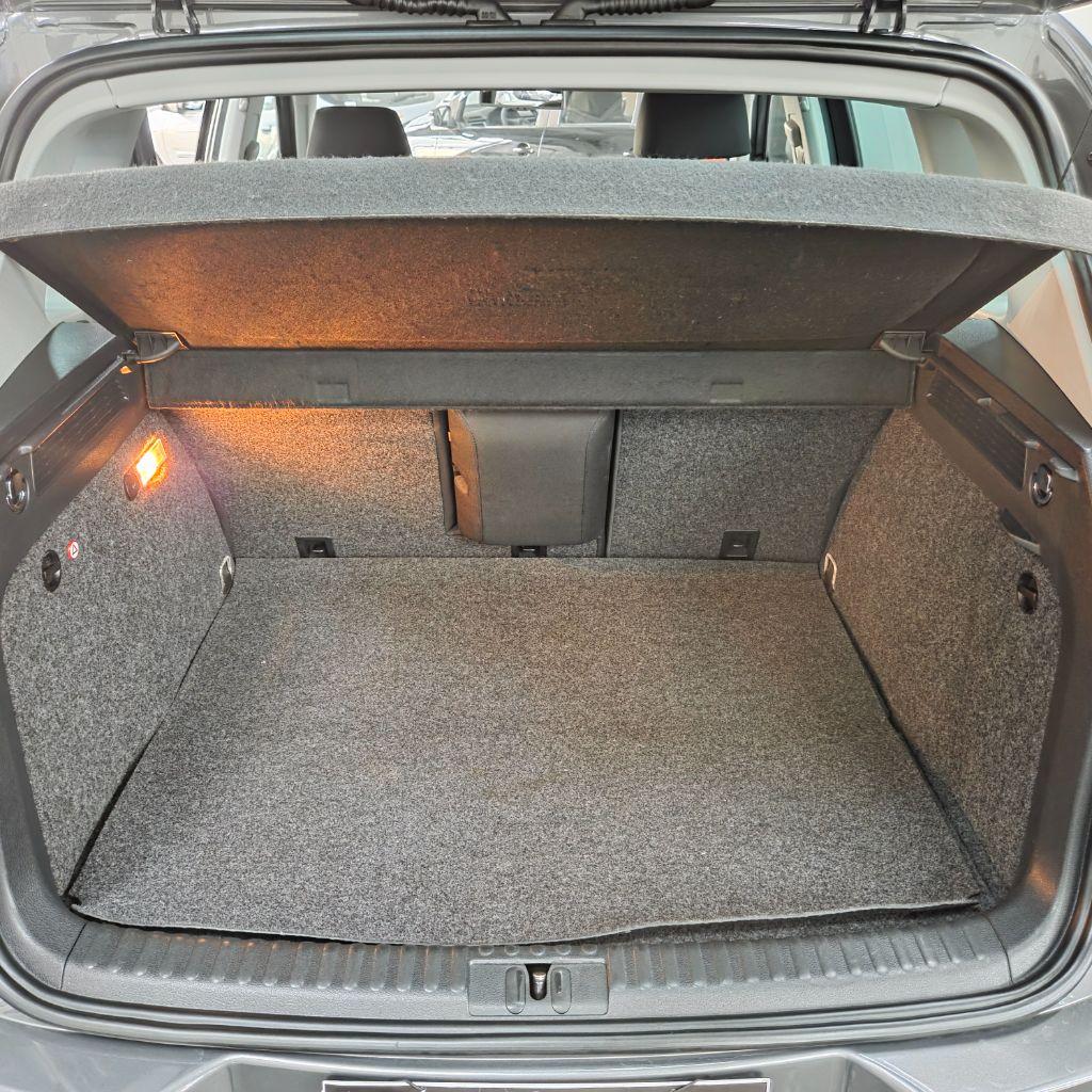 VOLKSWAGEN Tiguan - Foto