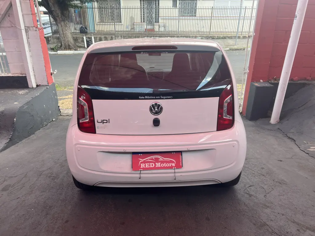 VOLKSWAGEN UP - Foto