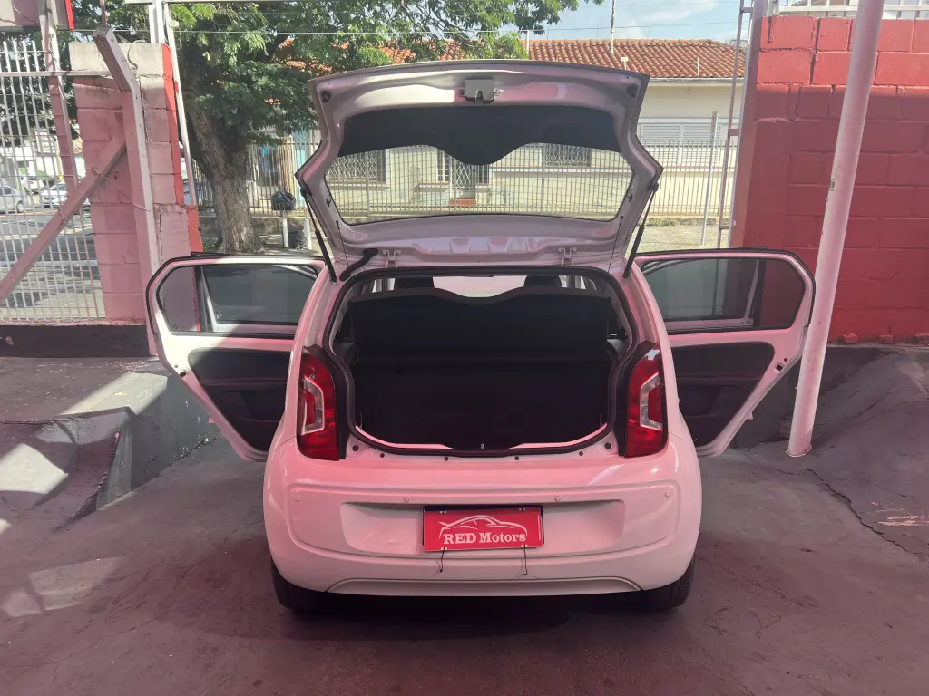VOLKSWAGEN UP - Foto