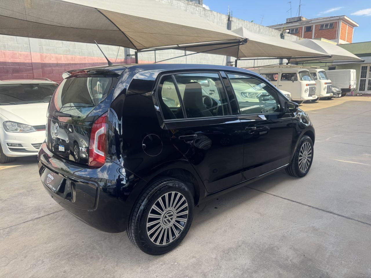 VOLKSWAGEN UP - Foto