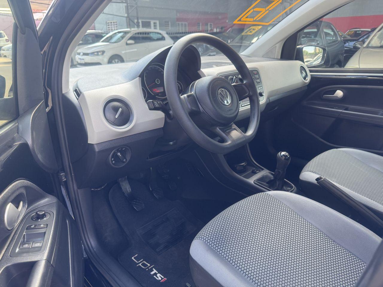 VOLKSWAGEN UP - Foto