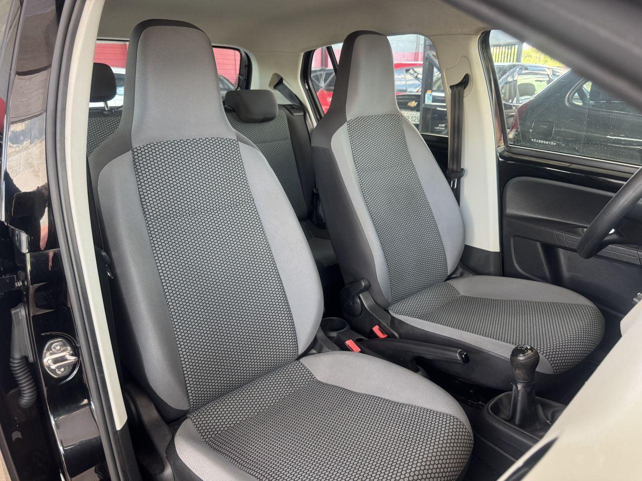 VOLKSWAGEN UP - Foto