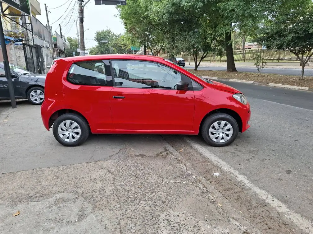 VOLKSWAGEN UP - Foto