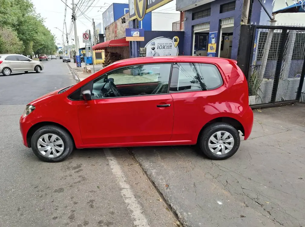 VOLKSWAGEN UP - Foto