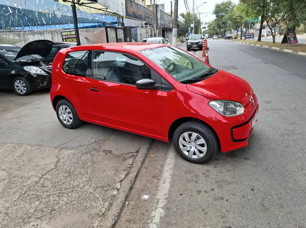 VOLKSWAGEN UP - Foto