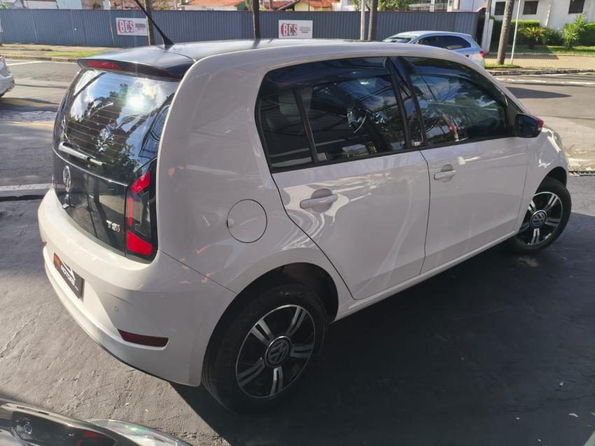 VOLKSWAGEN UP - Foto
