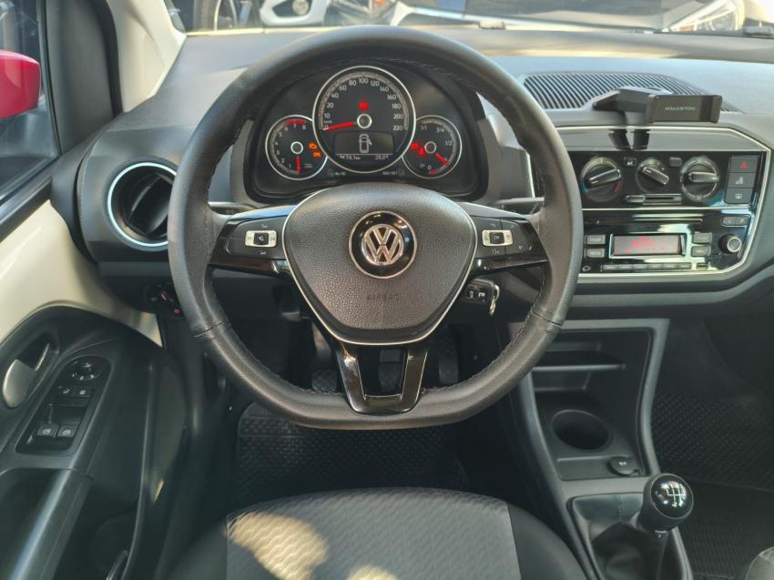 VOLKSWAGEN UP - Foto