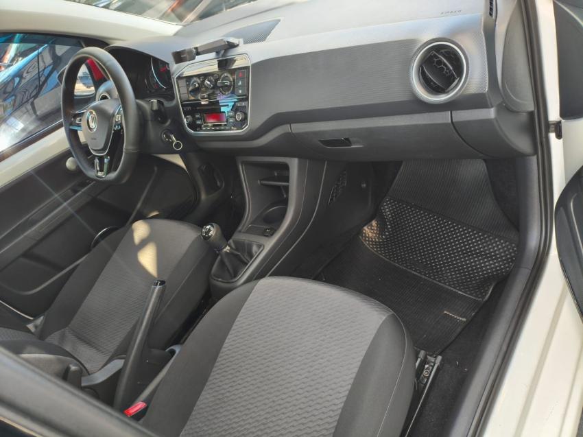 VOLKSWAGEN UP - Foto