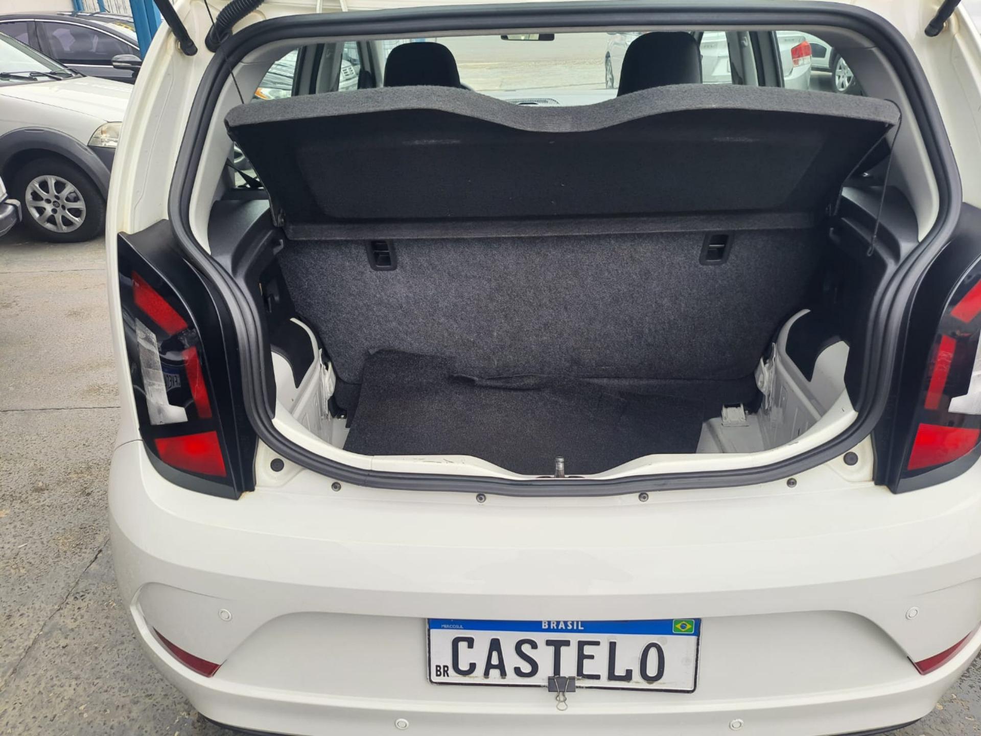 VOLKSWAGEN UP - Foto