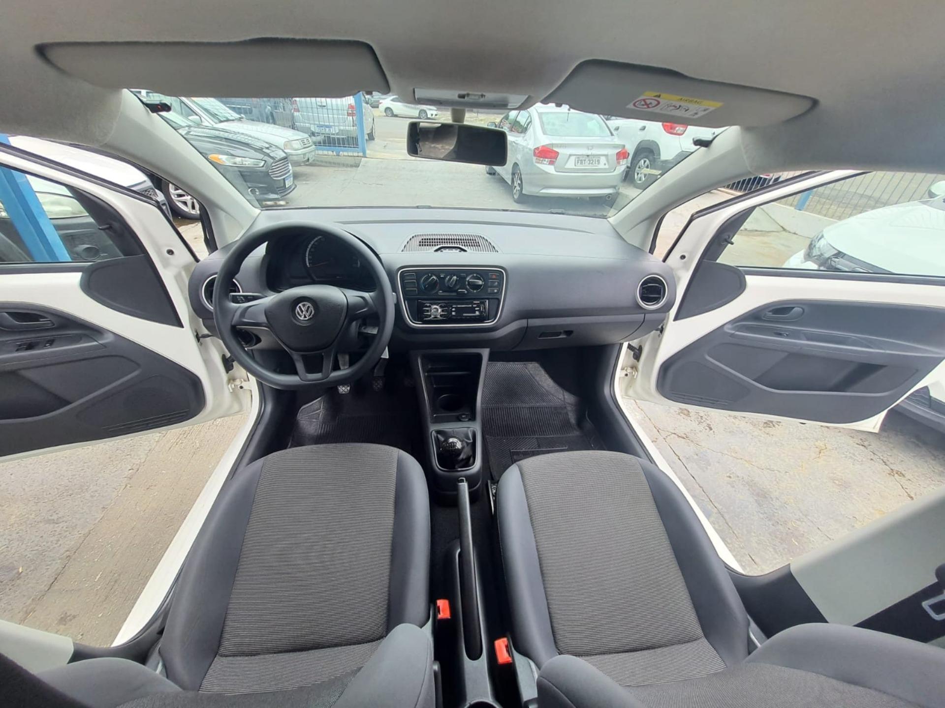 VOLKSWAGEN UP - Foto