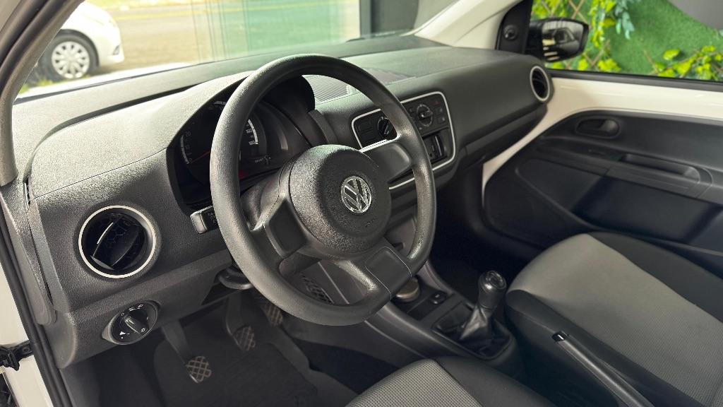 VOLKSWAGEN UP - Foto