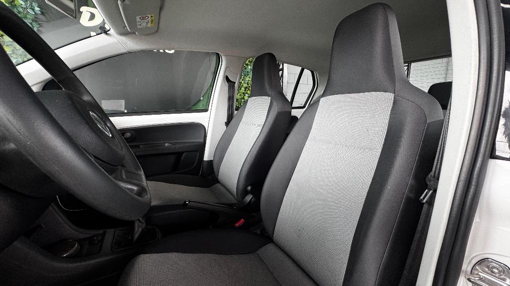 VOLKSWAGEN UP - Foto