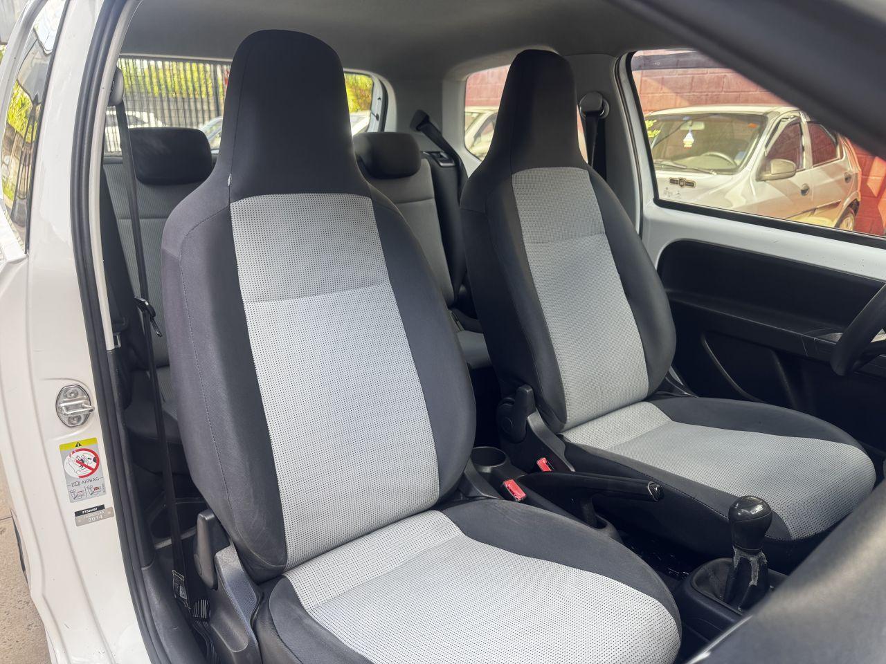 VOLKSWAGEN UP - Foto