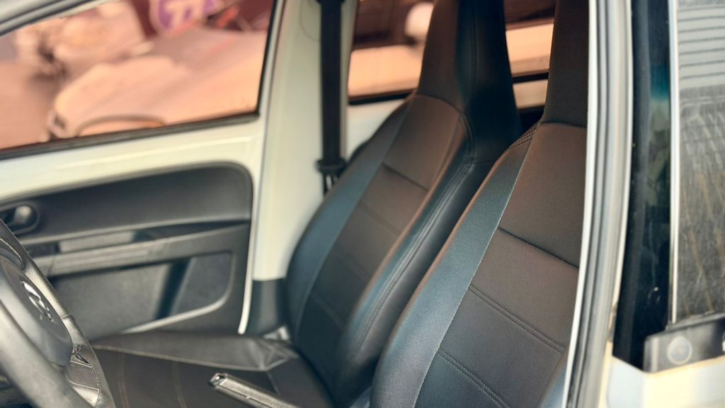 VOLKSWAGEN UP - Foto