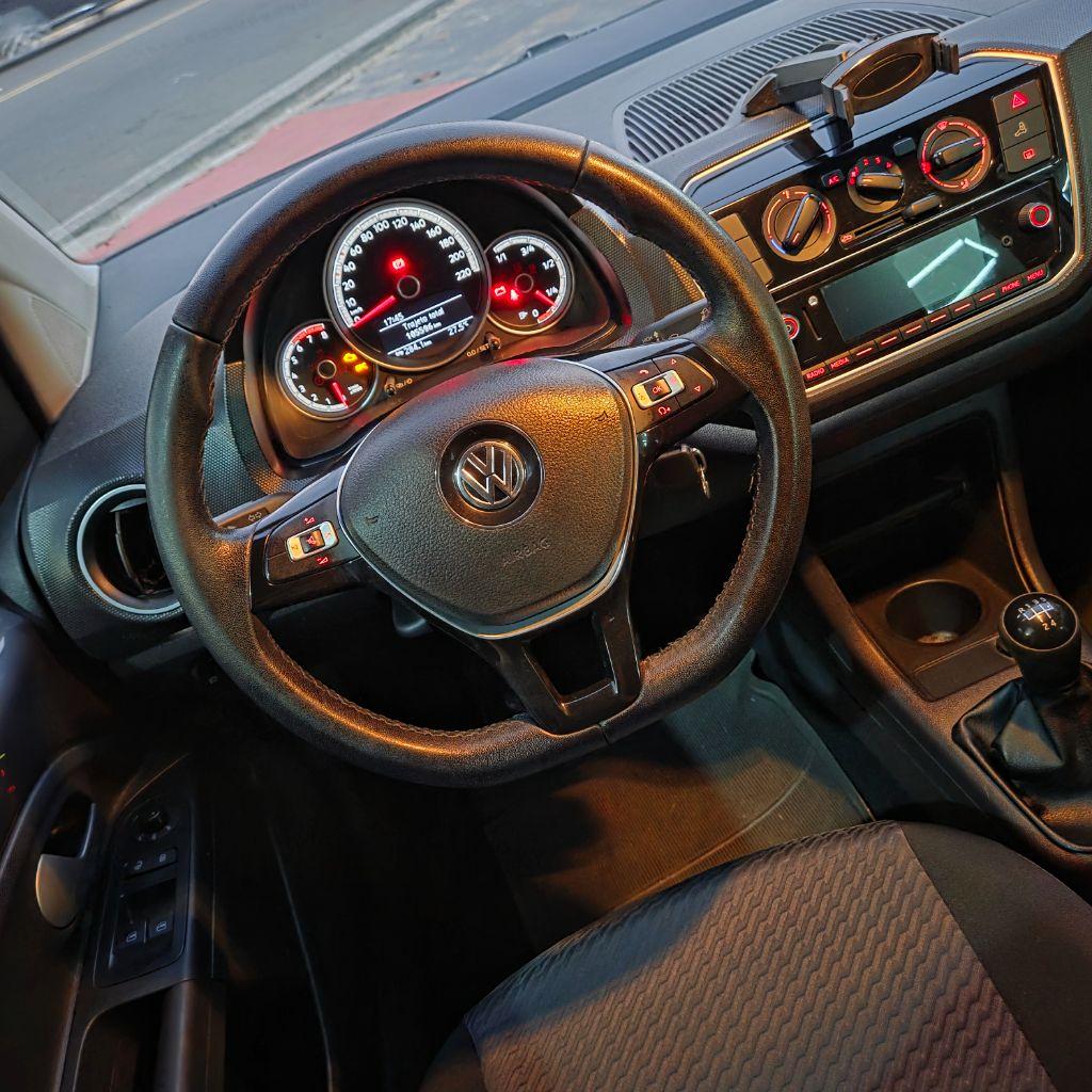 VOLKSWAGEN UP - Foto