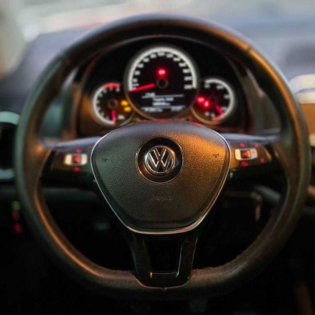 VOLKSWAGEN UP - Foto