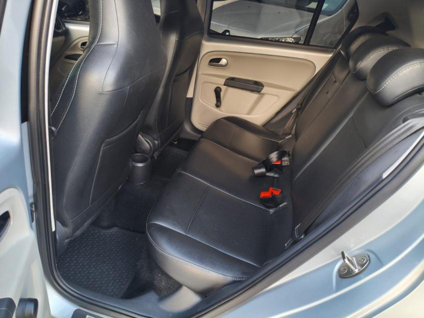 VOLKSWAGEN UP - Foto
