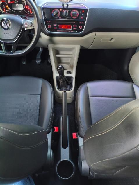 VOLKSWAGEN UP - Foto