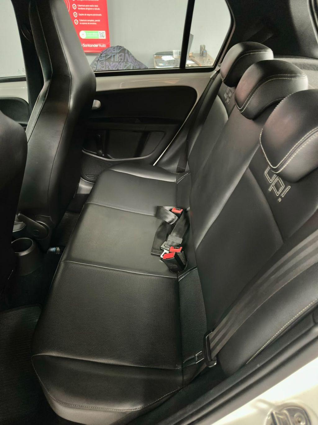 VOLKSWAGEN UP - Foto