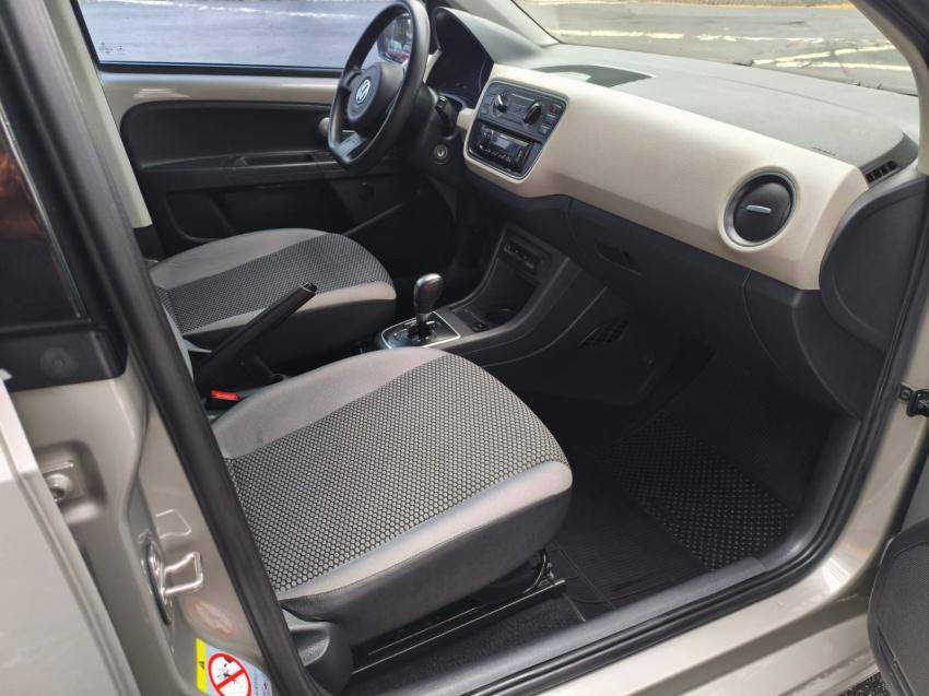 VOLKSWAGEN UP - Foto