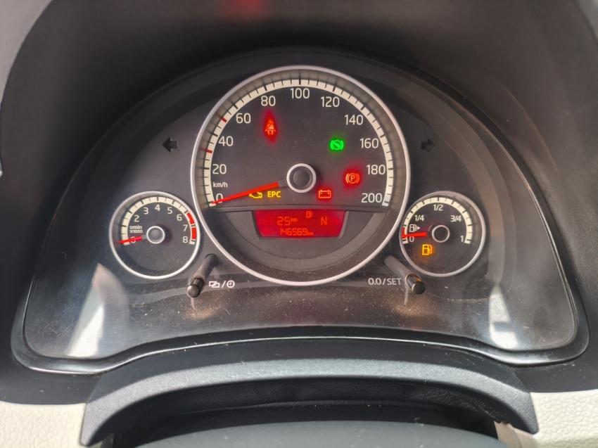 VOLKSWAGEN UP - Foto