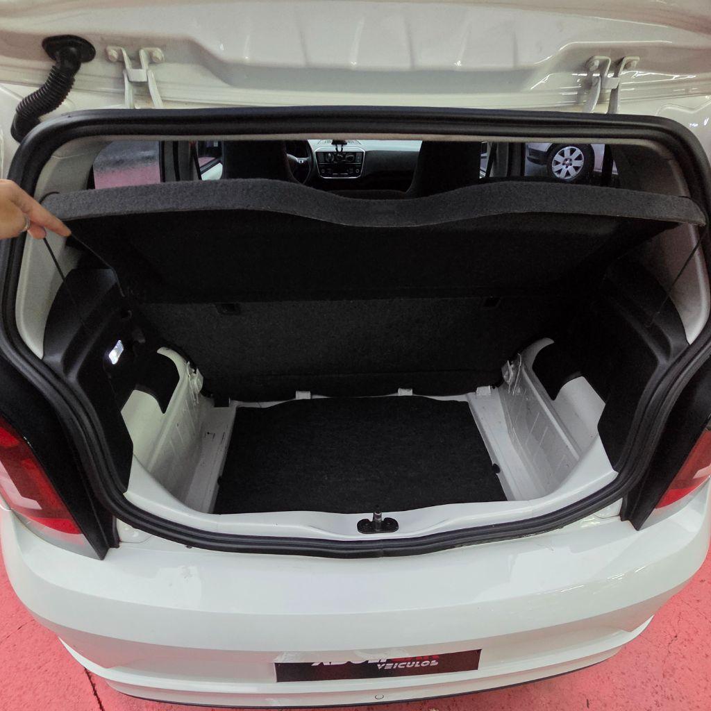 VOLKSWAGEN UP - Foto