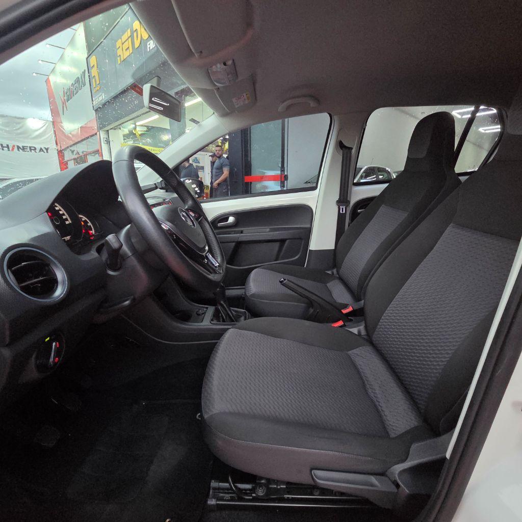 VOLKSWAGEN UP - Foto