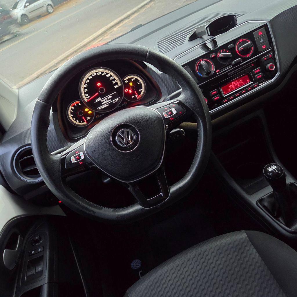 VOLKSWAGEN UP - Foto