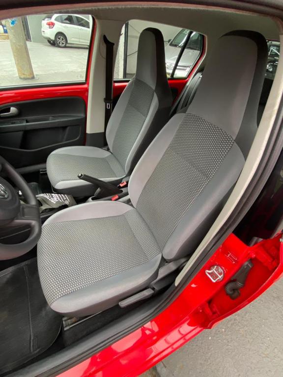 VOLKSWAGEN UP - Foto