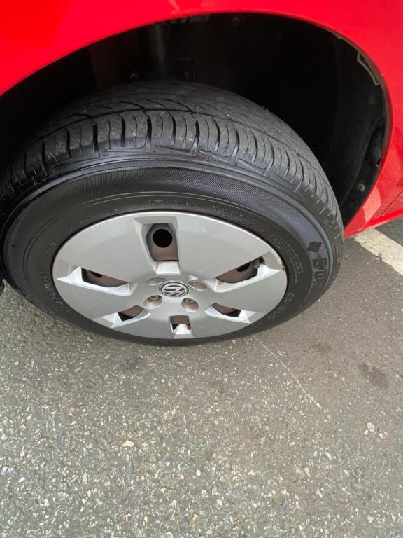 VOLKSWAGEN UP - Foto