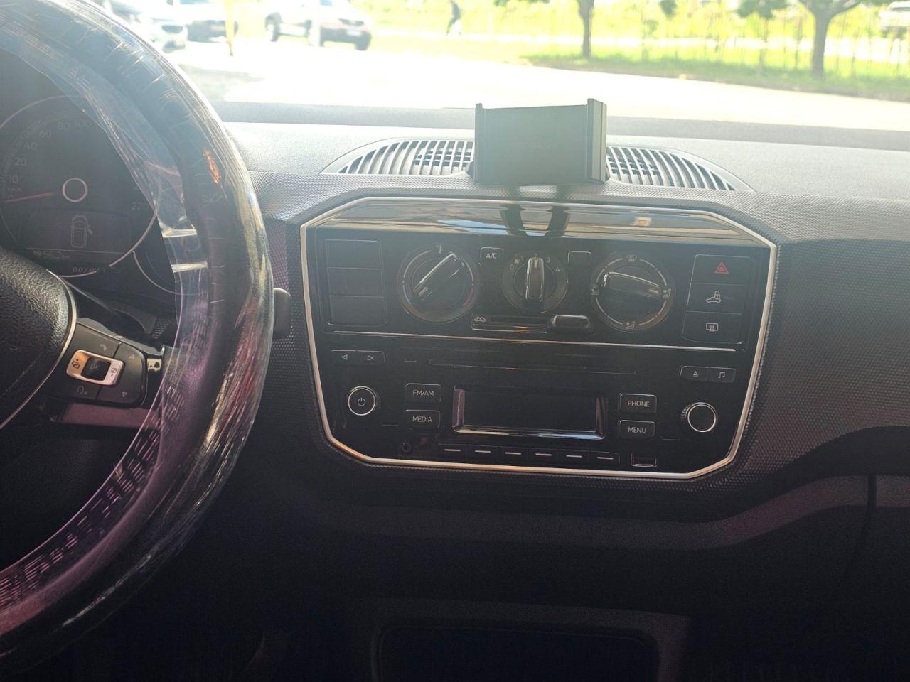 VOLKSWAGEN UP - Foto