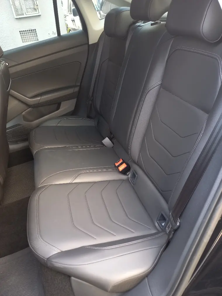 VOLKSWAGEN Virtus - Foto