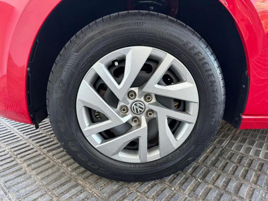 VOLKSWAGEN Virtus - Foto