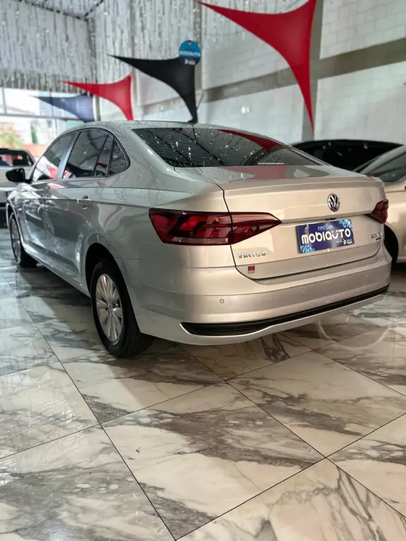 VOLKSWAGEN Virtus - Foto